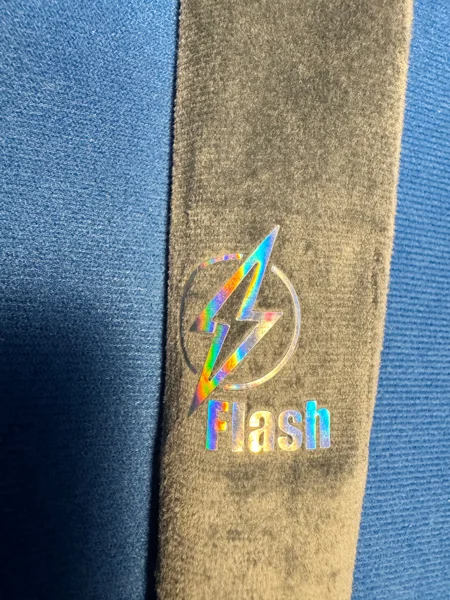 Szczytówka HOW Flash 11.9 UNILOC praktycznie nowa — zdjęcie 6