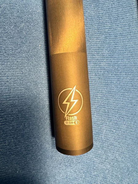 Szczytówka HOW Flash 11.9 UNILOC praktycznie nowa — zdjęcie 5